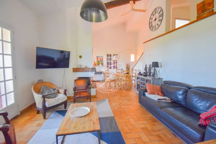 Image No.9-3 Bed House for sale