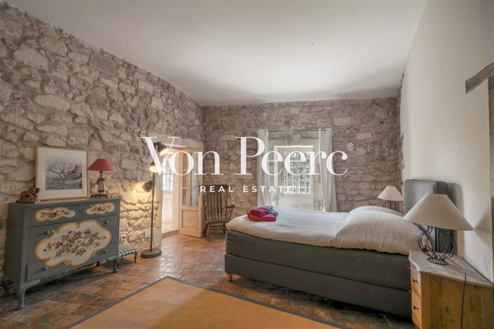 Image No.15-4 Bed House for sale