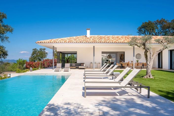 Image No.2-5 Bed House for sale