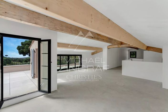 Image No.11-6 Bed House for sale