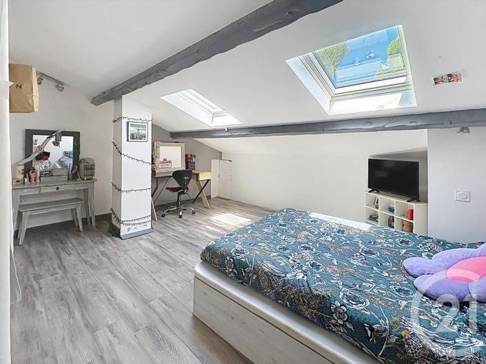 Image No.11-4 Bed House for sale