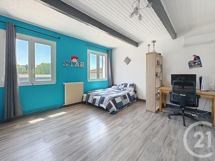 Image No.12-4 Bed House for sale