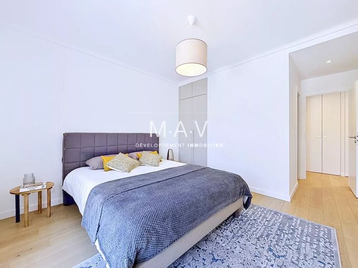 Image No.12-3 Bed Apartment for sale