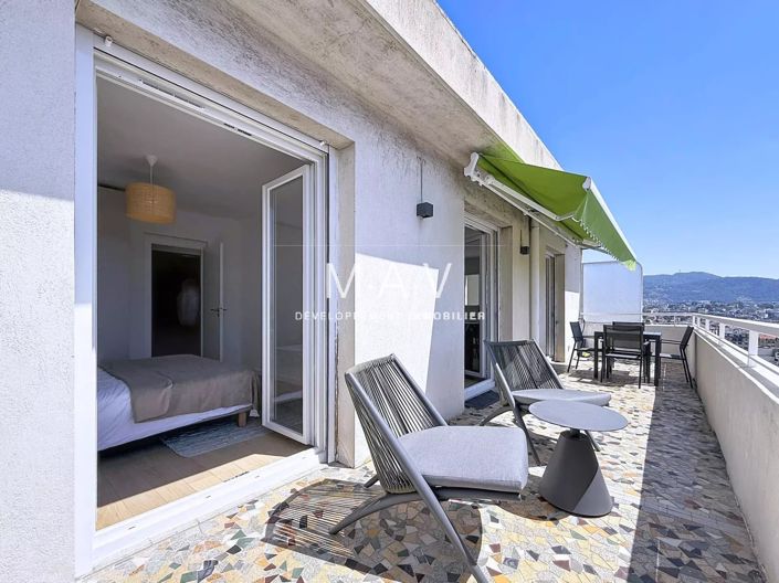 Image No.23-3 Bed Apartment for sale
