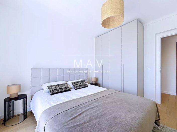 Image No.8-3 Bed Apartment for sale