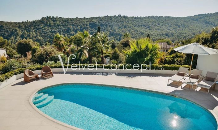 Image No.12-4 Bed House for sale