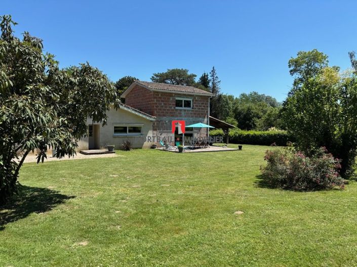 Image No.3-4 Bed House for sale