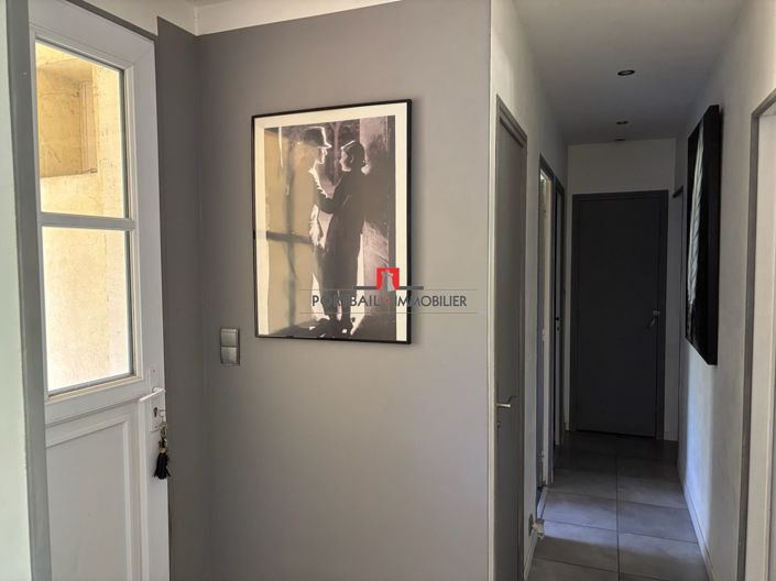 Image No.8-4 Bed House for sale