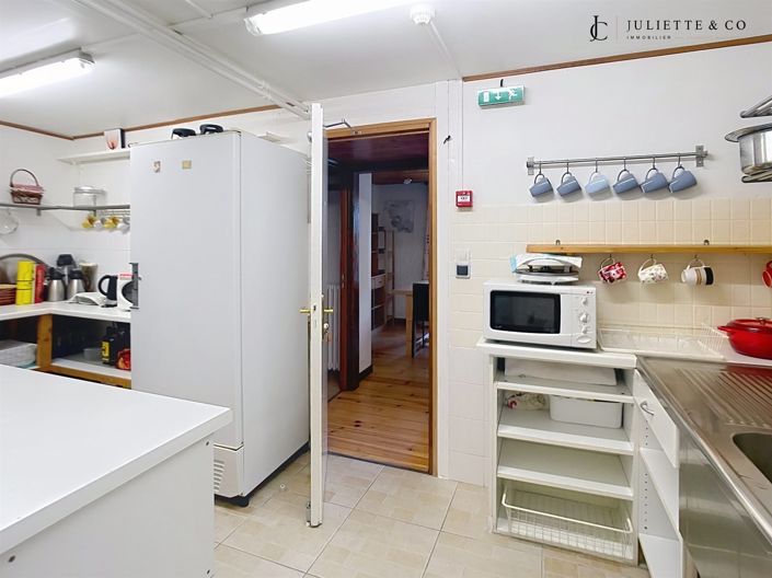 Image No.22-9 Bed House for sale