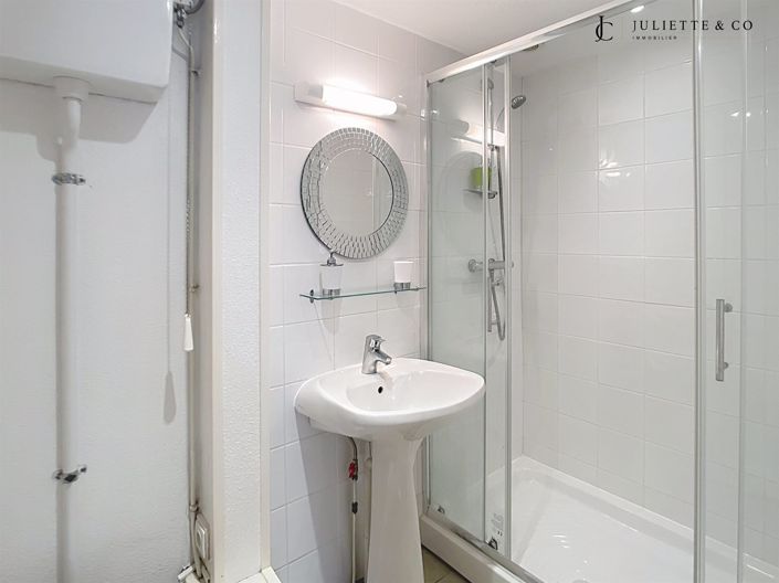 Image No.30-9 Bed House for sale