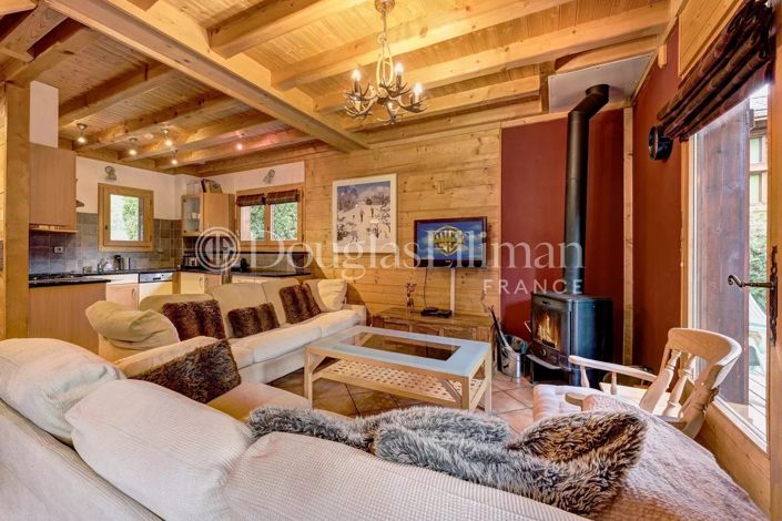 Image No.14-7 Bed House for sale
