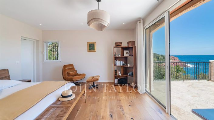 Image No.12-9 Bed House for sale
