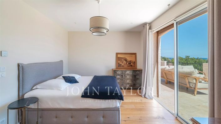 Image No.15-9 Bed House for sale