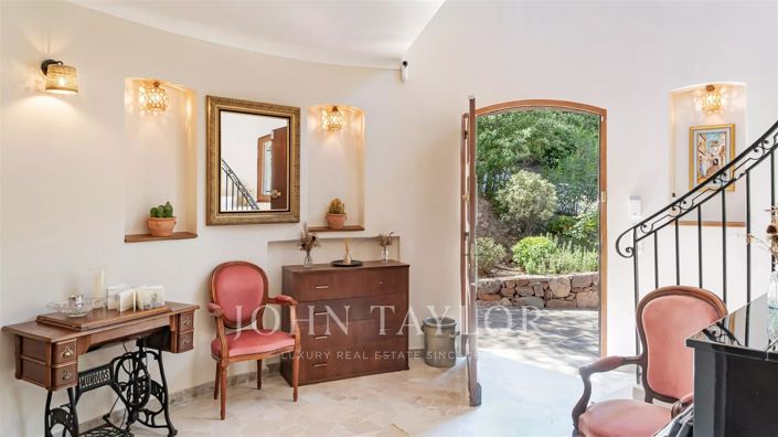 Image No.20-9 Bed House for sale