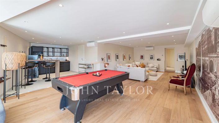 Image No.21-9 Bed House for sale