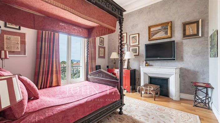 Image No.7-5 Bed Apartment for sale