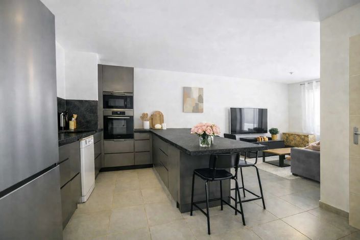 Image No.2-Apartment for sale