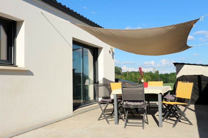 Image No.3-3 Bed House for sale
