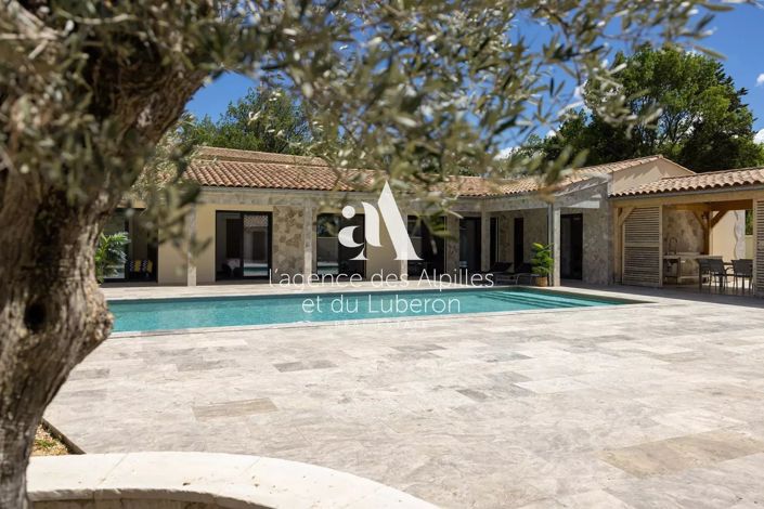 Image No.16-4 Bed House for sale