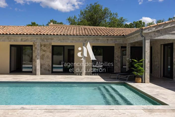 Image No.18-4 Bed House for sale