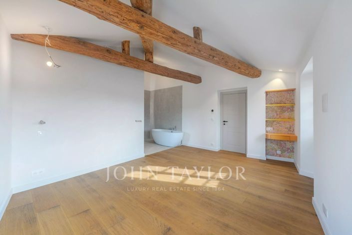 Image No.19-4 Bed House for sale