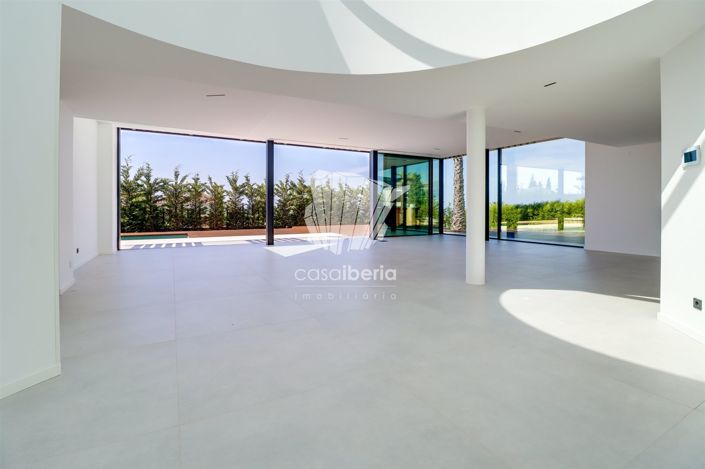 Image No.4-4 Bed House for sale