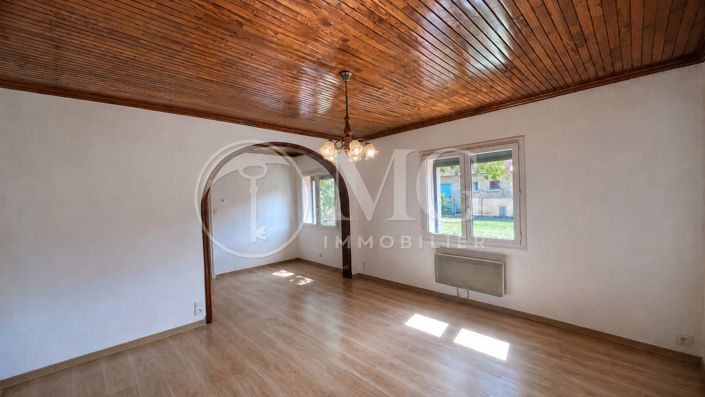 Image No.5-2 Bed House for sale