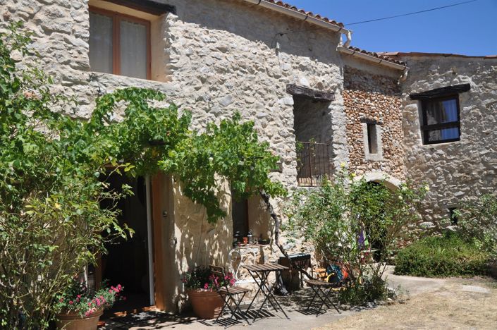 Image No.8-14 Bed House for sale