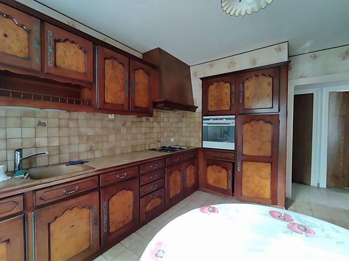 Image No.2-3 Bed House for sale