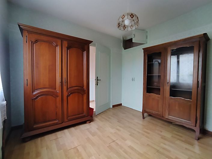 Image No.5-3 Bed House for sale