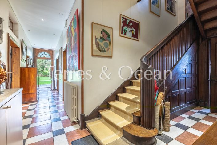 Image No.12-7 Bed House for sale