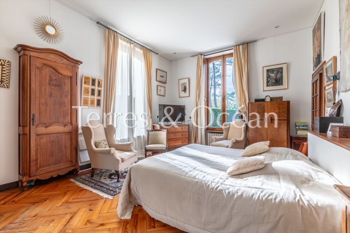 Image No.22-7 Bed House for sale