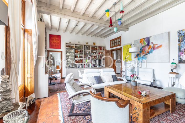 Image No.5-7 Bed House for sale