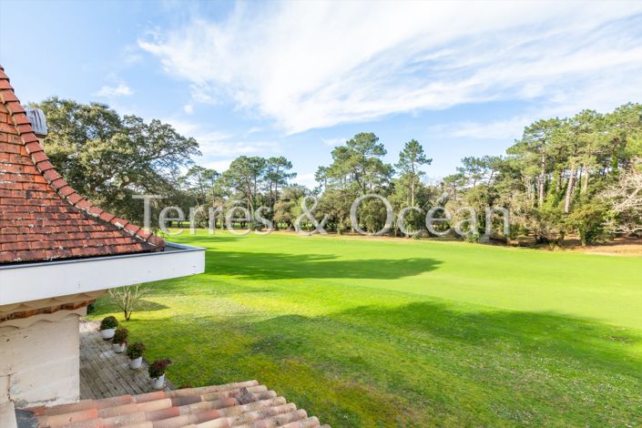 Image No.8-7 Bed House for sale