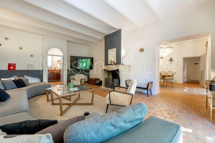 Image No.13-9 Bed House for sale