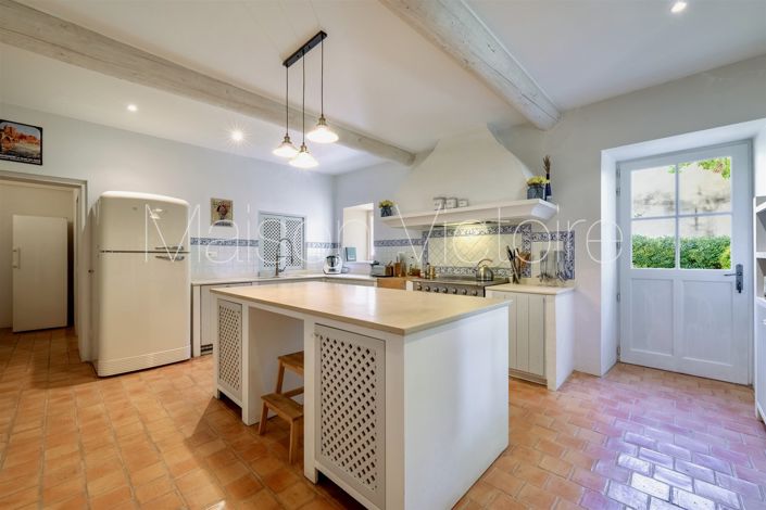 Image No.16-9 Bed House for sale