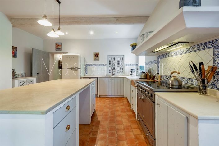 Image No.17-9 Bed House for sale
