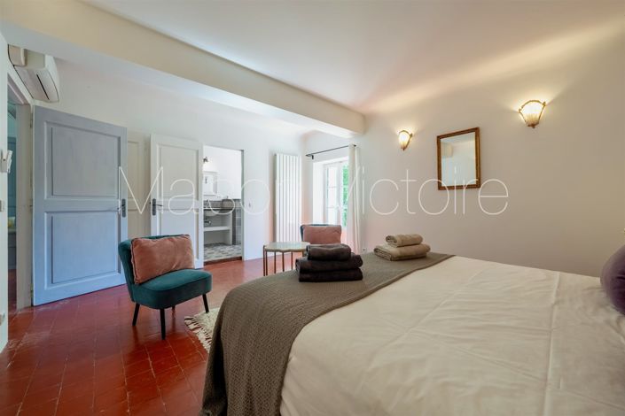 Image No.21-9 Bed House for sale