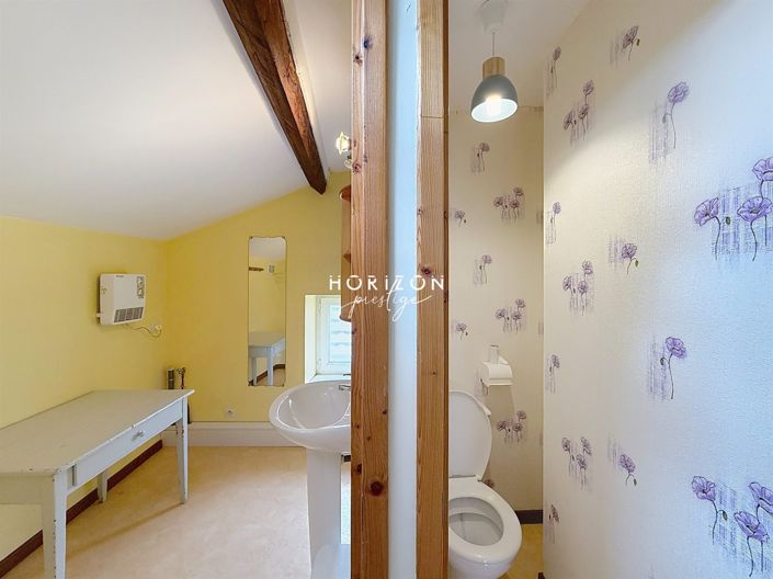 Image No.20-12 Bed House for sale
