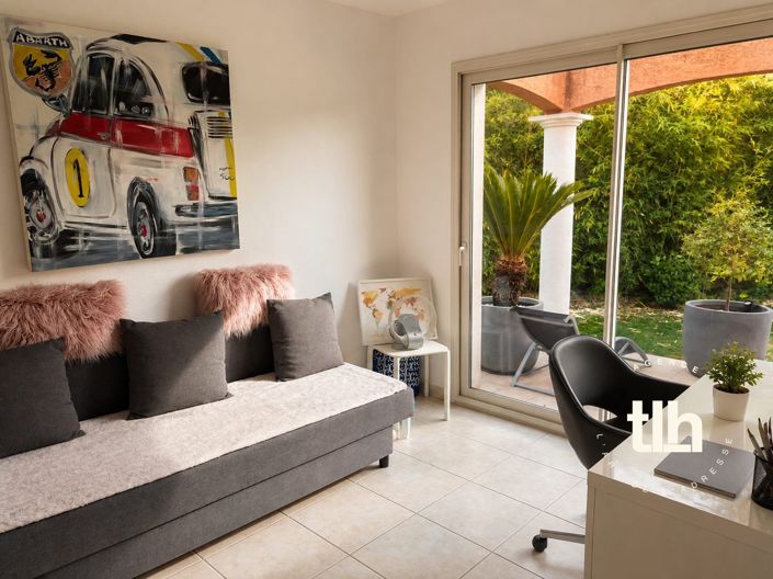Image No.30-4 Bed House for sale
