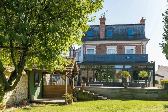 Image No.4-8 Bed Property for sale