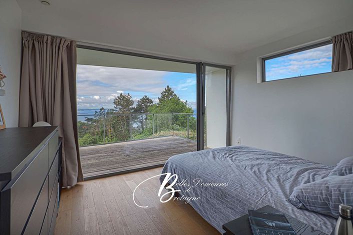 Image No.16-5 Bed House for sale