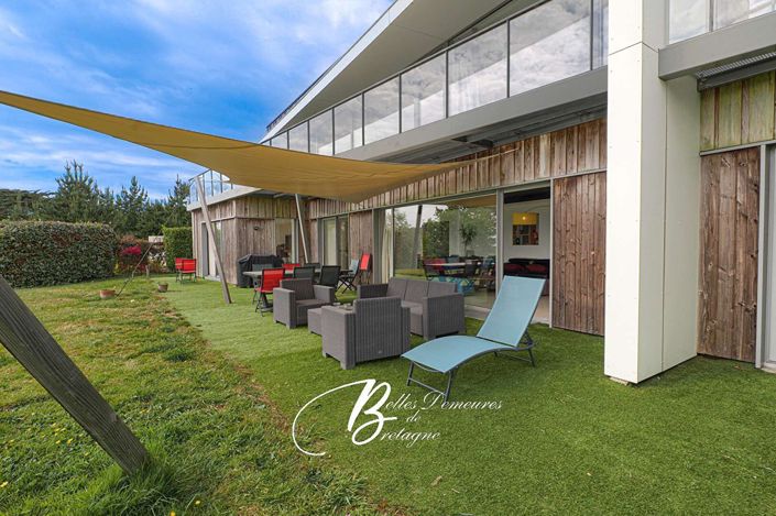 Image No.3-5 Bed Property for sale