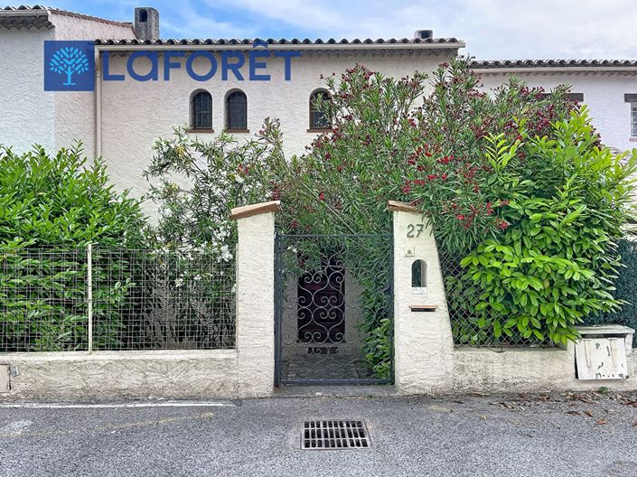 Image No.14-2 Bed House for sale