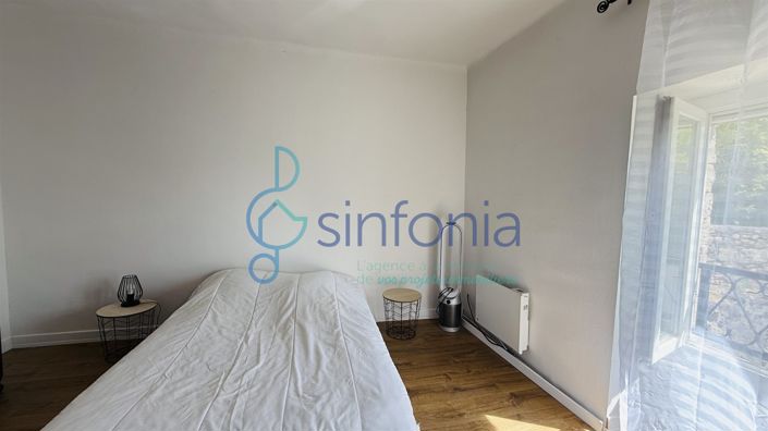 Image No.13-2 Bed House for sale