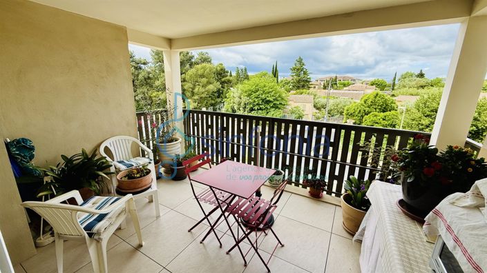 Image No.2-Appartement de 1 chambre à vendre à Uzès