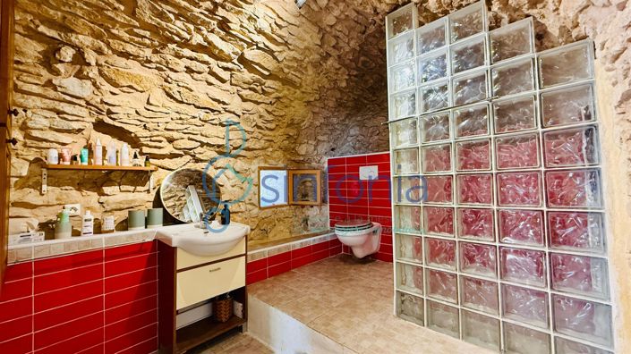 Image No.7-2 Bed House for sale
