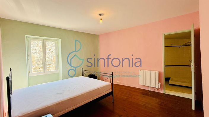 Image No.8-2 Bed House for sale