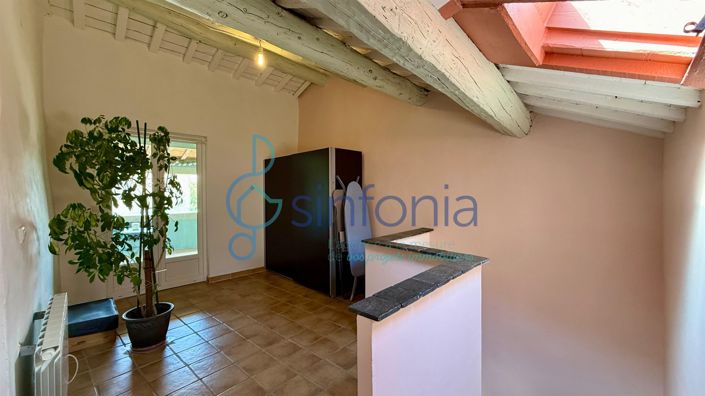 Image No.9-2 Bed House for sale