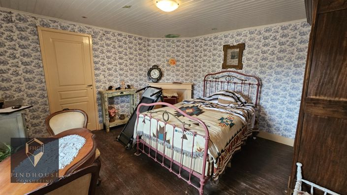 Image No.9-2 Bed House for sale